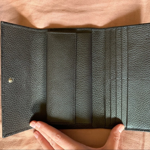 Gucci | Continental Wallet - Picture 4 of 6